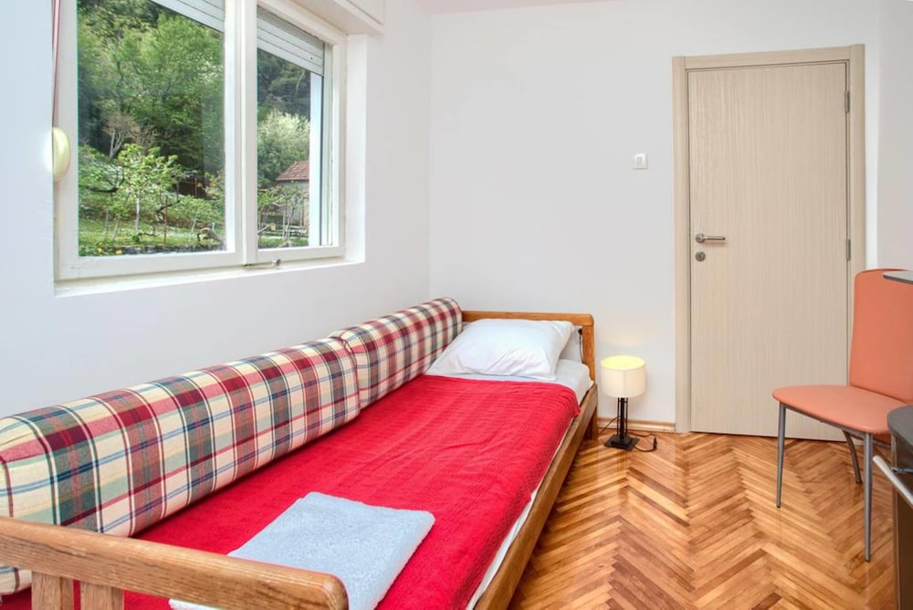 Apartments Ivanovic