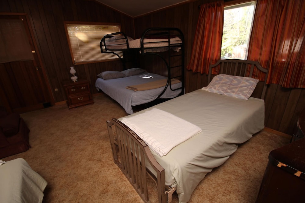 3 Bdrm Country Cottage - Main House - Rosewood Cottages