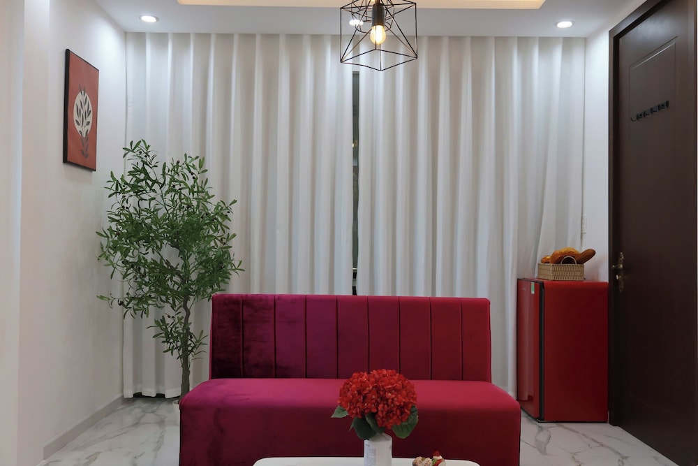 The Grand Diamond C Hotel