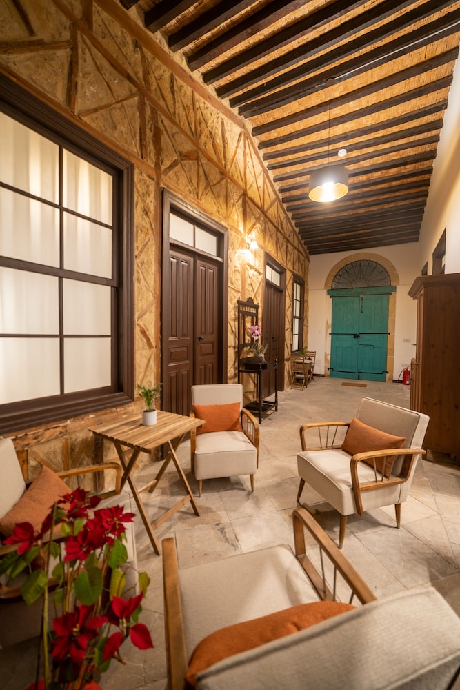 Flor Guest House