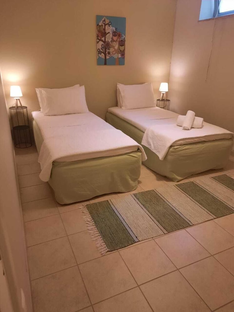 Tria Luxury Residences