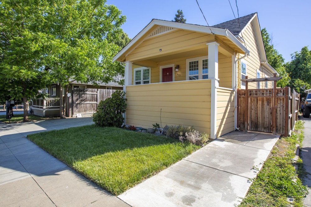 Marbella Lane Triplex San Jose in San Jose, US