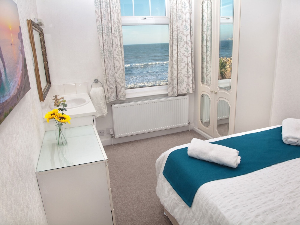 Weymouth Bay Apartment B view 4