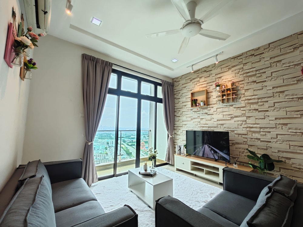 Kempas Dsummit Residences by Antlerzone