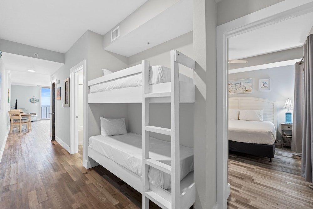Tidewater by Book That Condo
