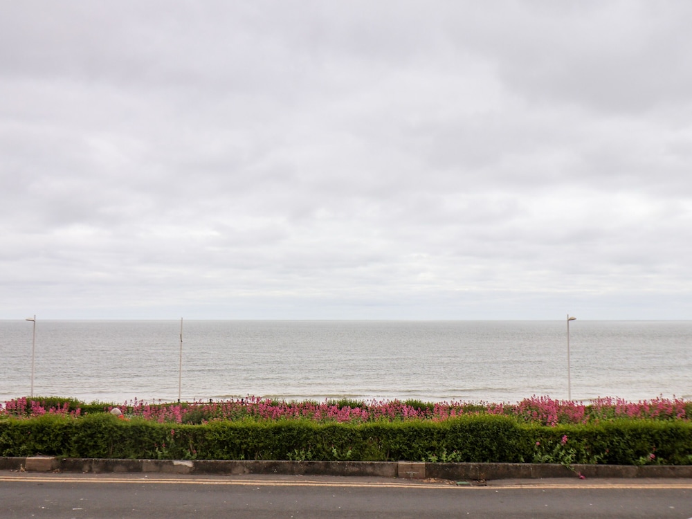 1 Beach View @ Beaconsfield House