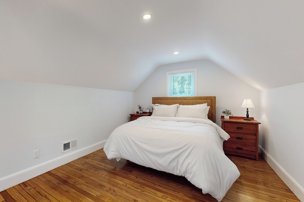 3BR House w/ A/C & Patio, Near Stadium & Shops