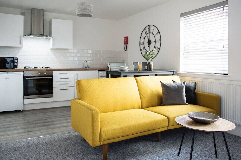 Whitemoor Suite Leamington Spa