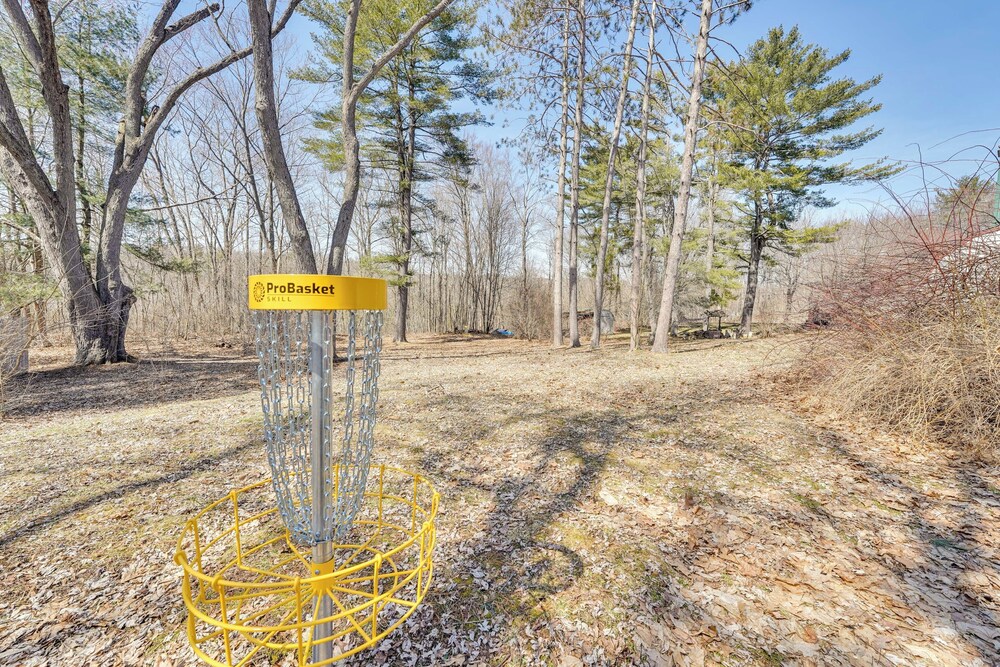 2 Mi to Colby College: Peaceful Home in Waterville
