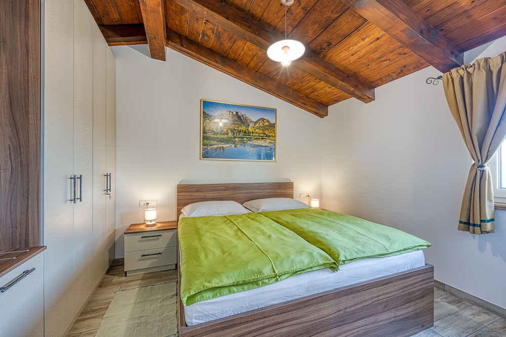 Tourist Farm Tonin - Apartment 3