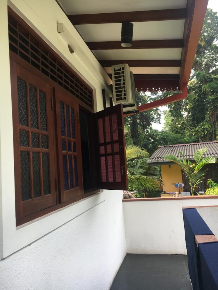 Jungle Guest House