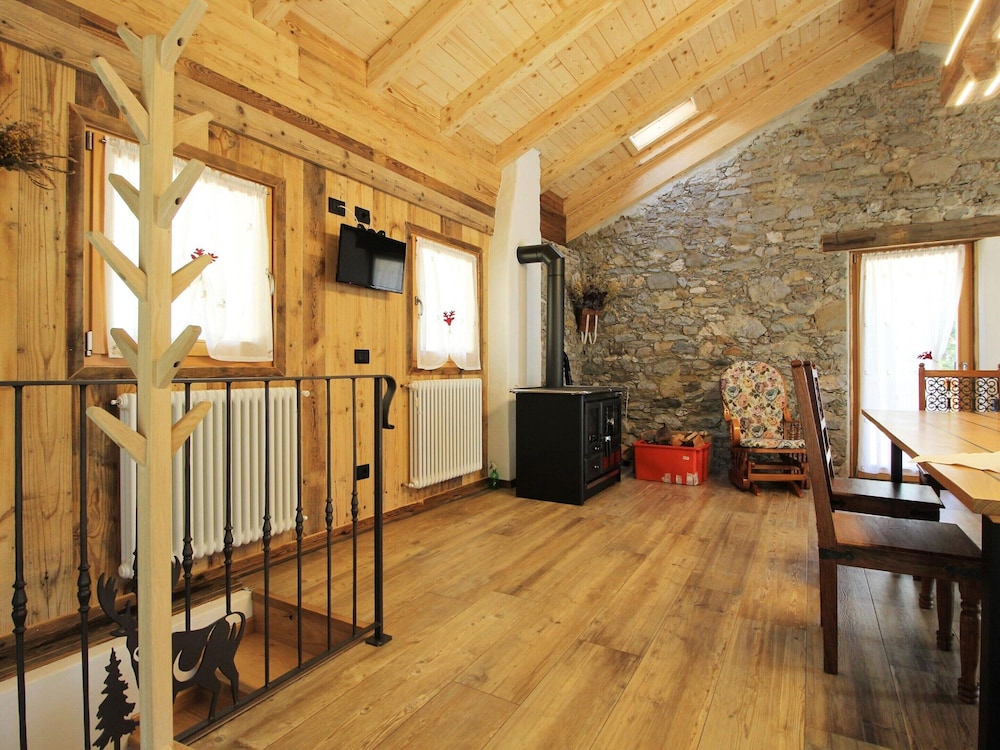 Belvilla by OYO Pleasant Holiday Home With Garden view 3