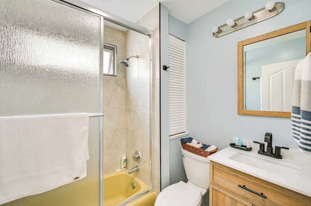 9 Mi to Dtwn Boston: Cozy Malden Apartment