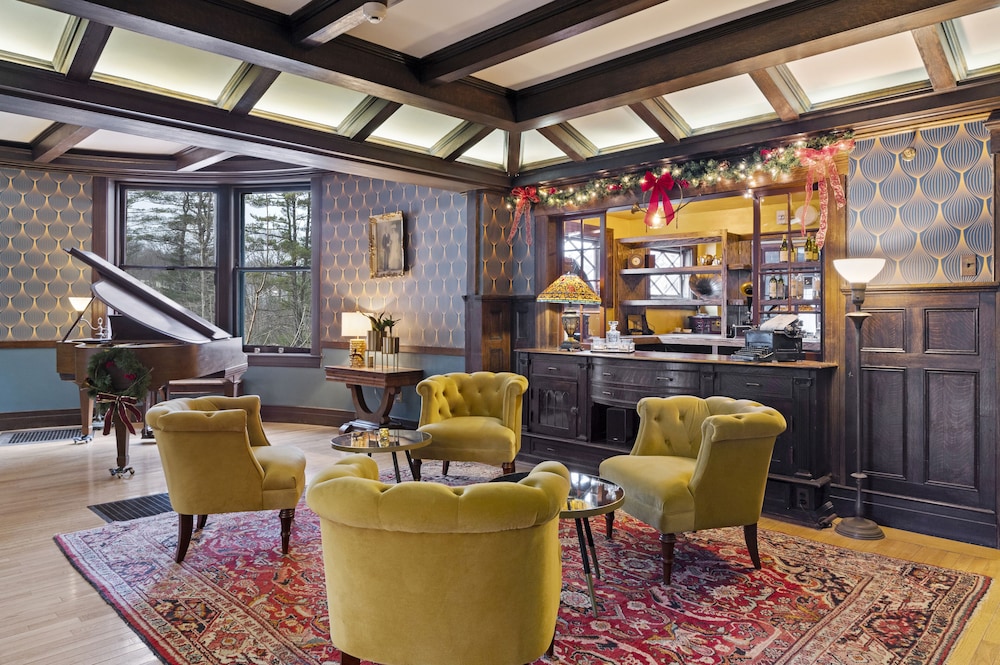 The Hartness House