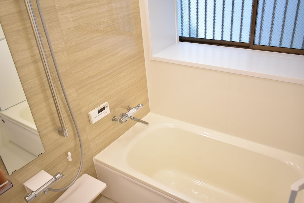 Hiroshima Danbara Guesthouse by EXseed