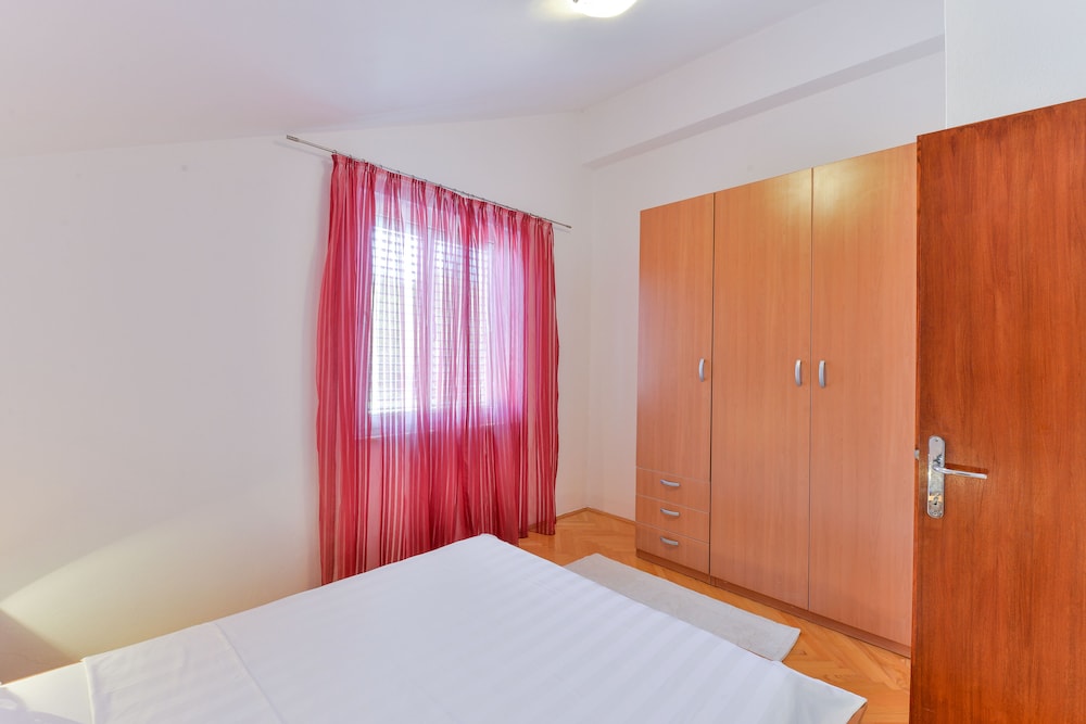 Apartments Pavlak view 3