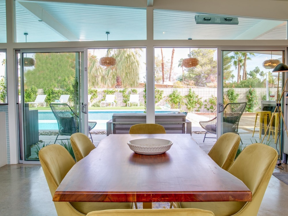 Palm Springs Vacations - West Elm House 2017: The Alexander - Property Image 38