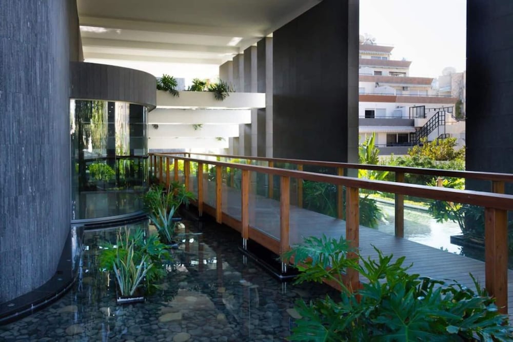 Hotel Opera Exclusive Apartments - Image 1