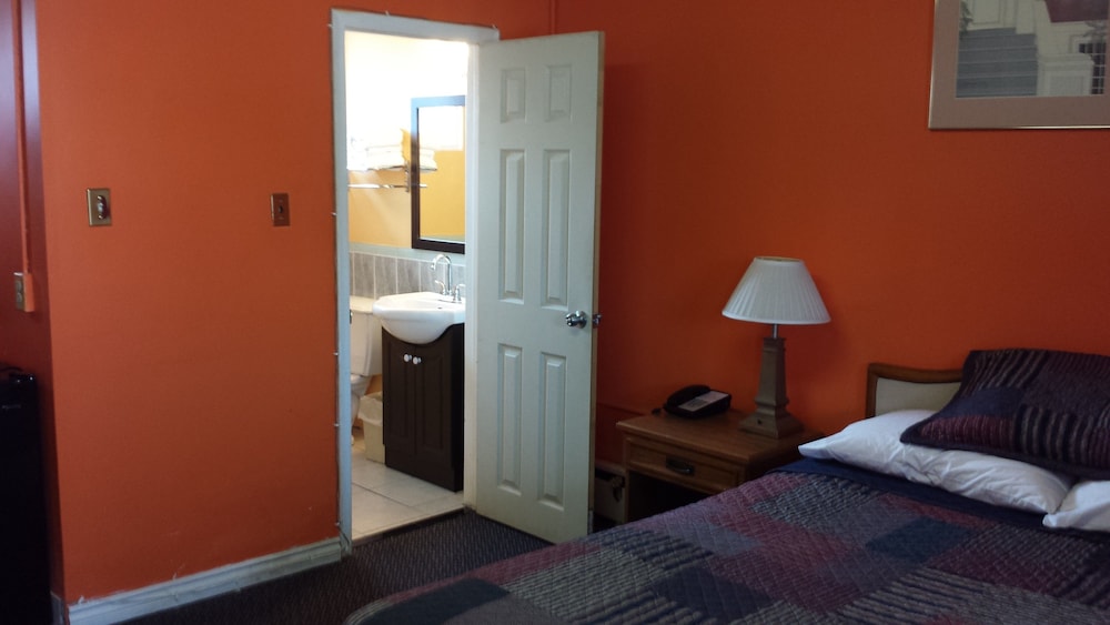 Lakeridge Motel
