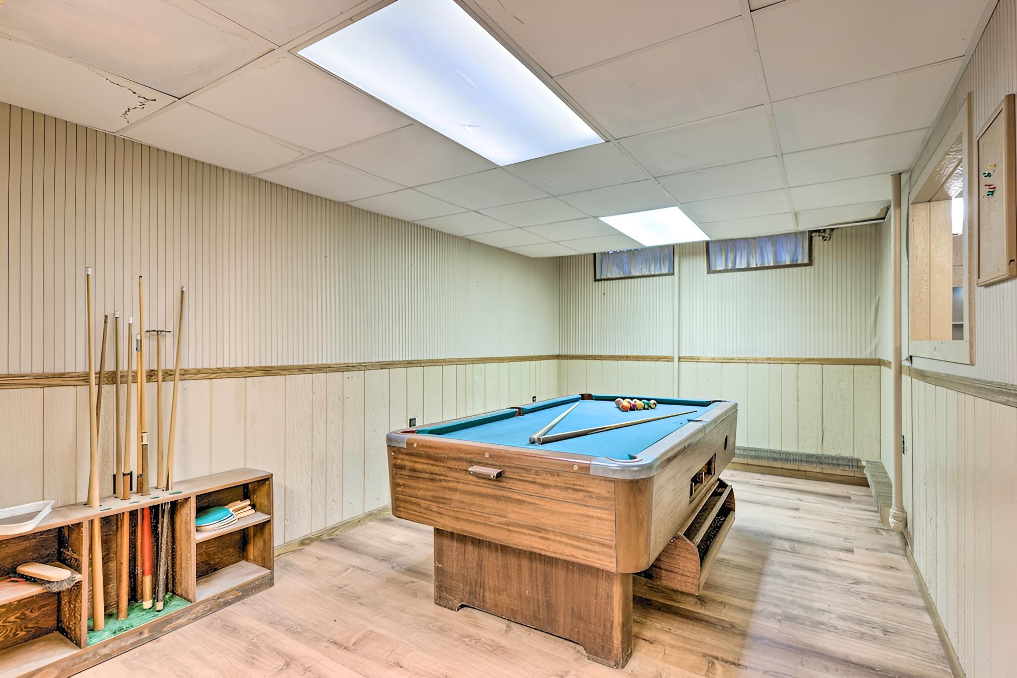Cadillac Vacations - Historic Cadillac Home: Walk to Lake  Downtown! - Property Image 3