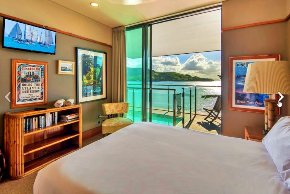 Yacht Club 19 Bijou De Mer 2 Buggies view 3