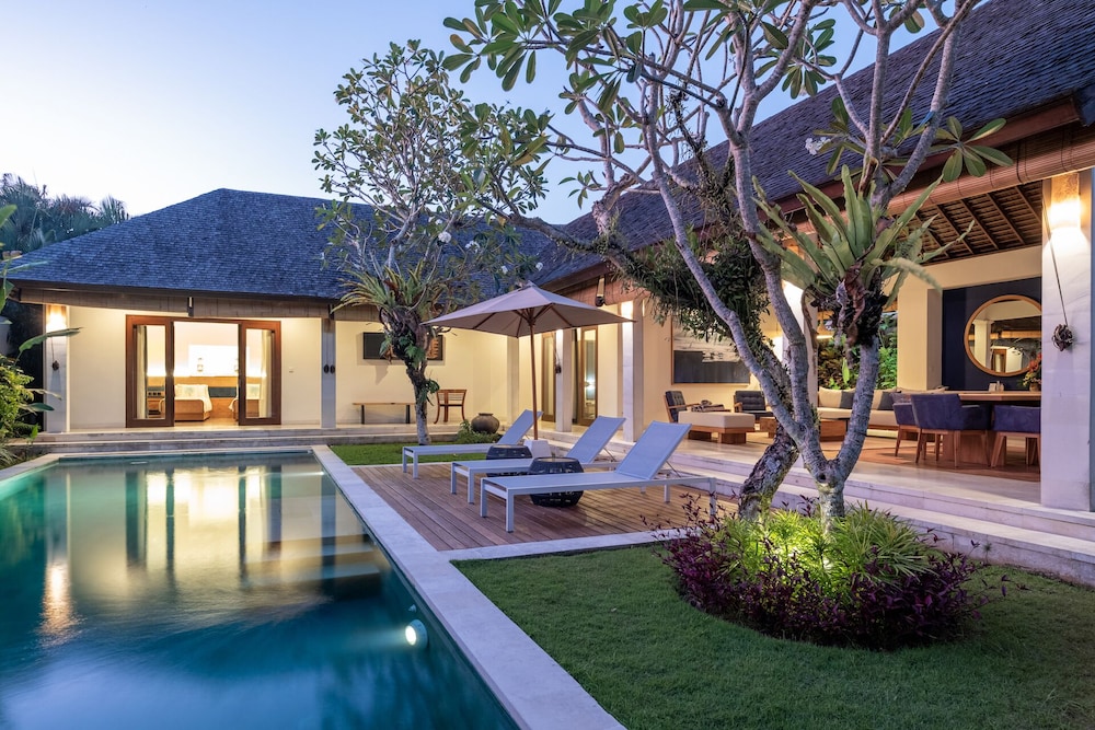 Saba Villa