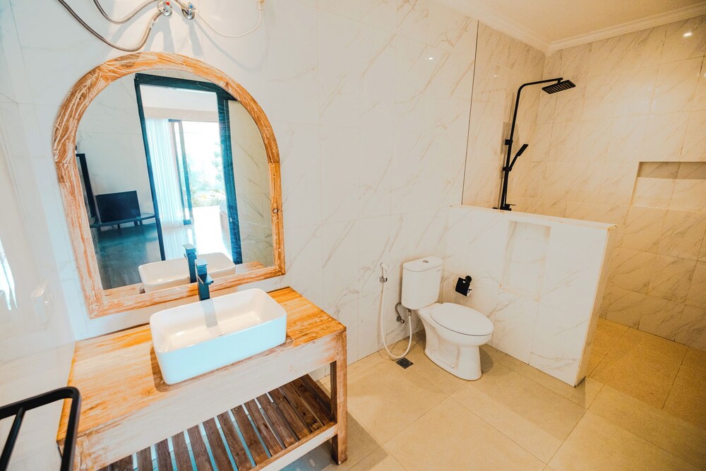 Kubu Dangin Guest House Kerobokan