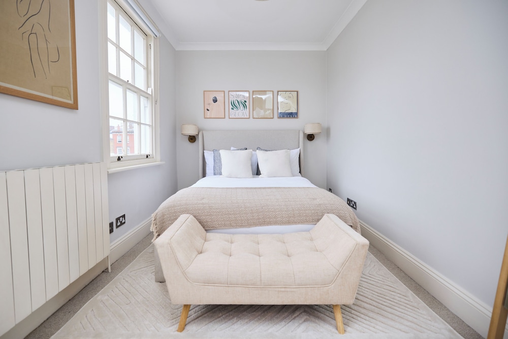 Regent's Park Mews
