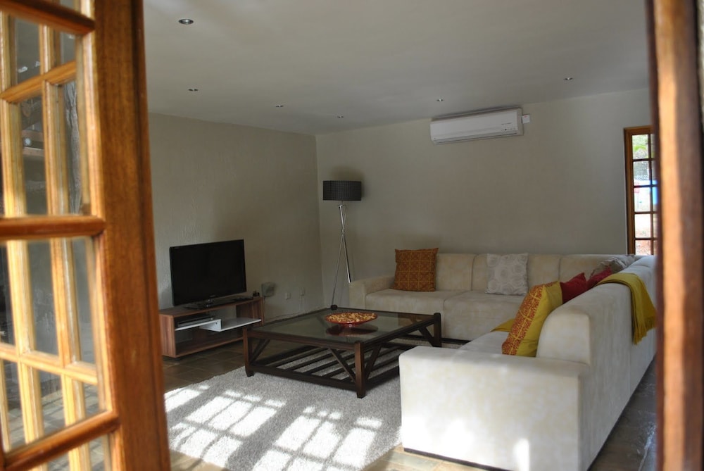 Mokolodi House view 4