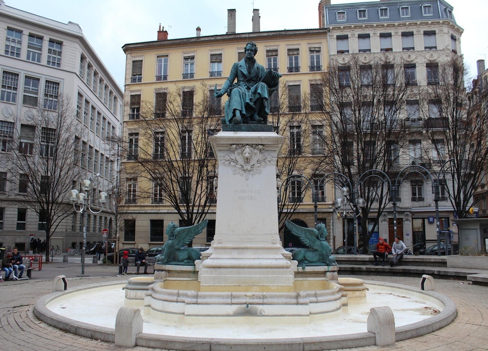 Dify Jarente - Quartier Ainay