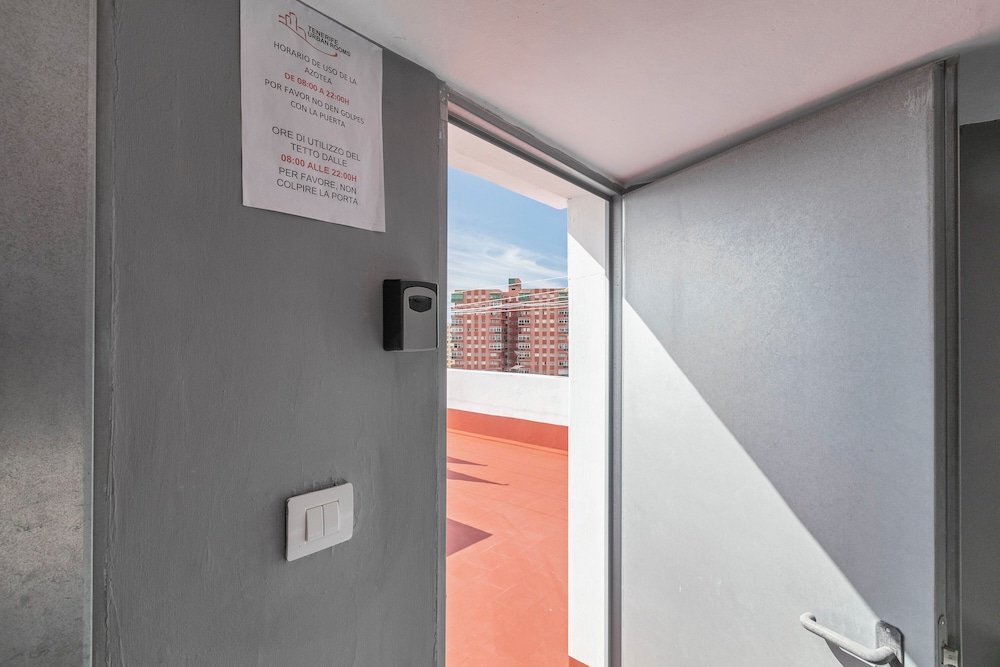 TENERIFE URBAN ROOMS