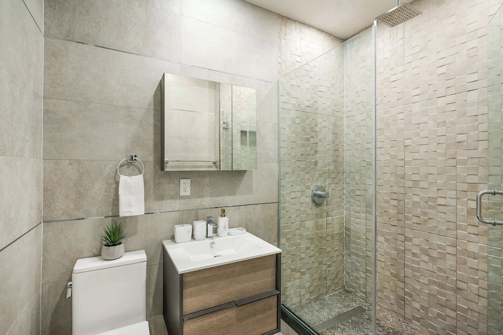 317 UES Apartments