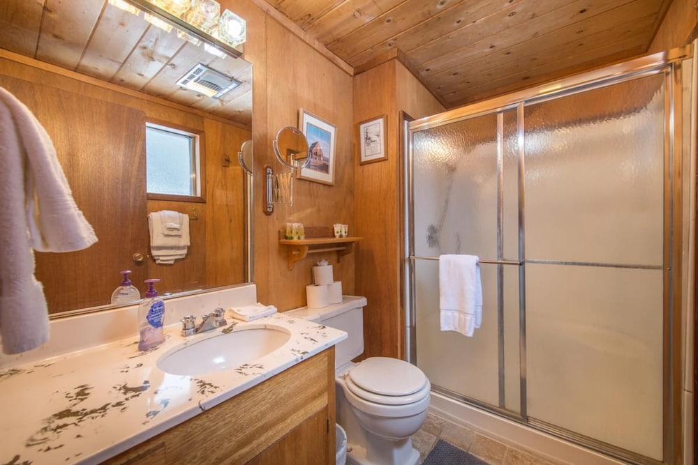 Mahogany by Avantstay Snowbird Cabin w Full Chamberlands Access