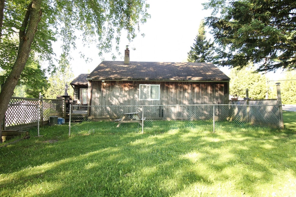 3 Bdrm Country Cottage - Main House - Rosewood Cottages