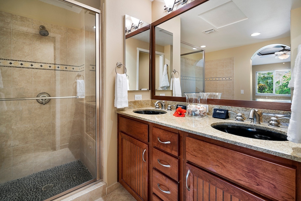 Easy Walk to the Beach - Golf Community - Concierge Included - Vrkcv