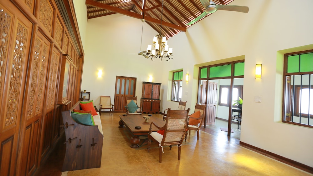 Yoho Monsoon Villa