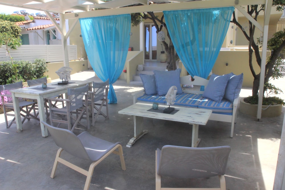 Effi Apartments