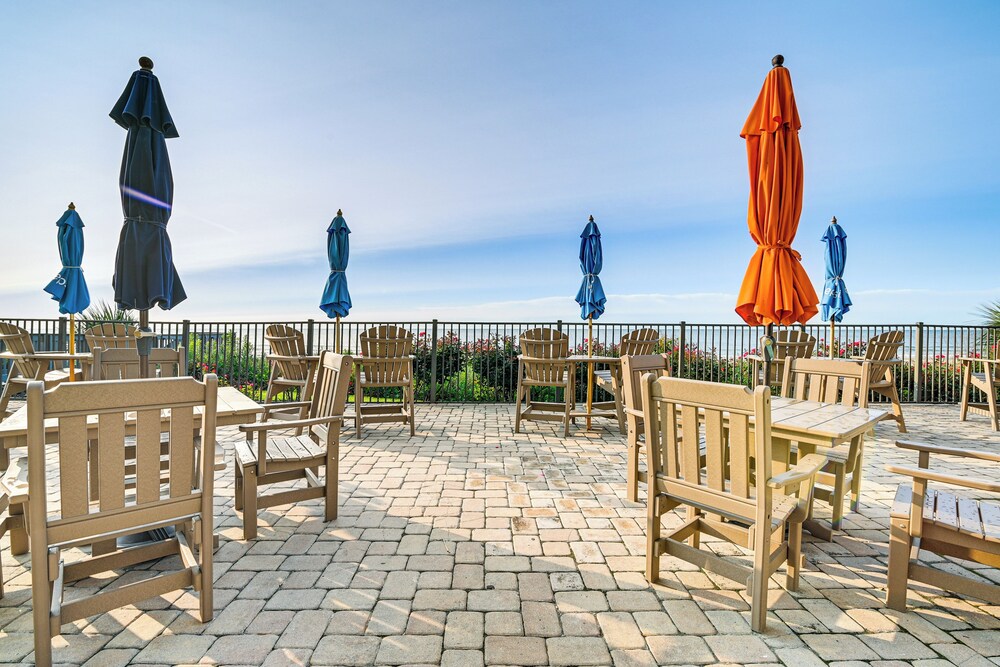 Balcony + Pool Access: Myrtle Beach Resort Escape!
