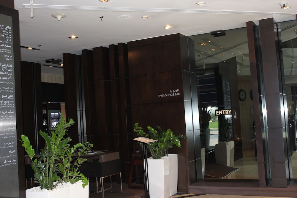 Sea View Hotel - Image 5