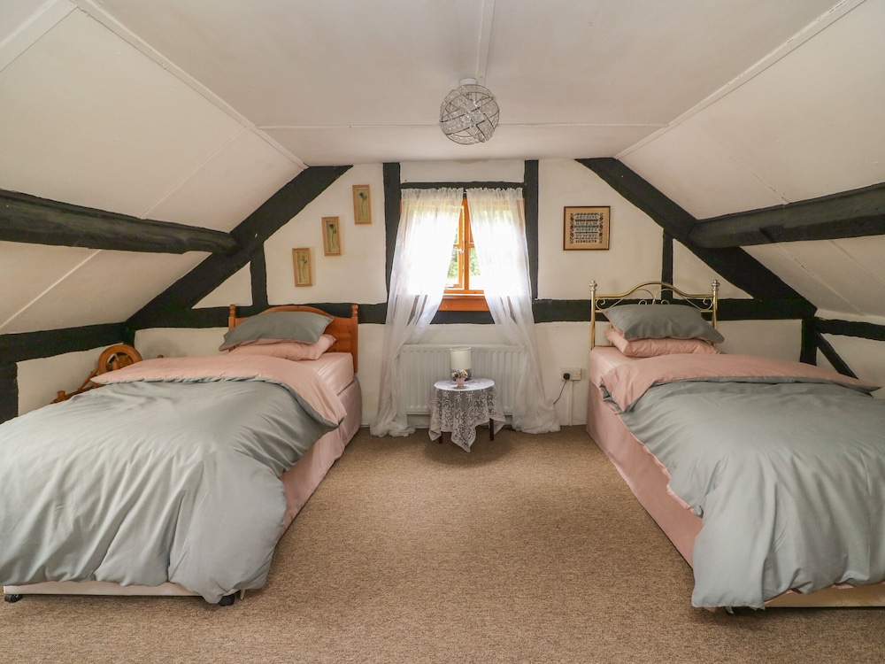 Caerau Farm House