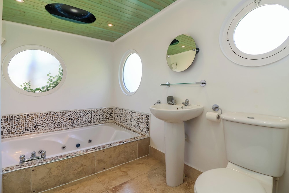 Bay Tree Lodge 35