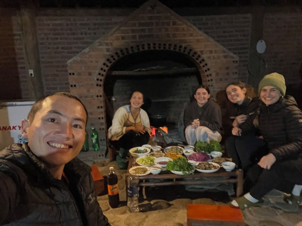 Bees Homestay Sapa & Trekking