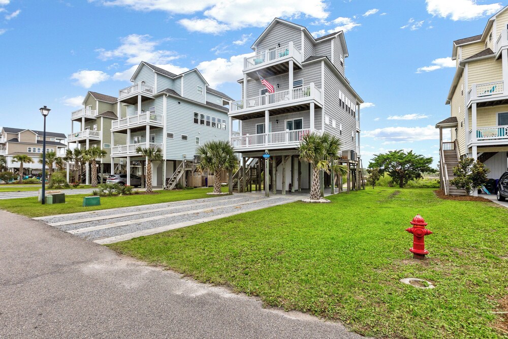 Palm Beach North by Topsail Realty