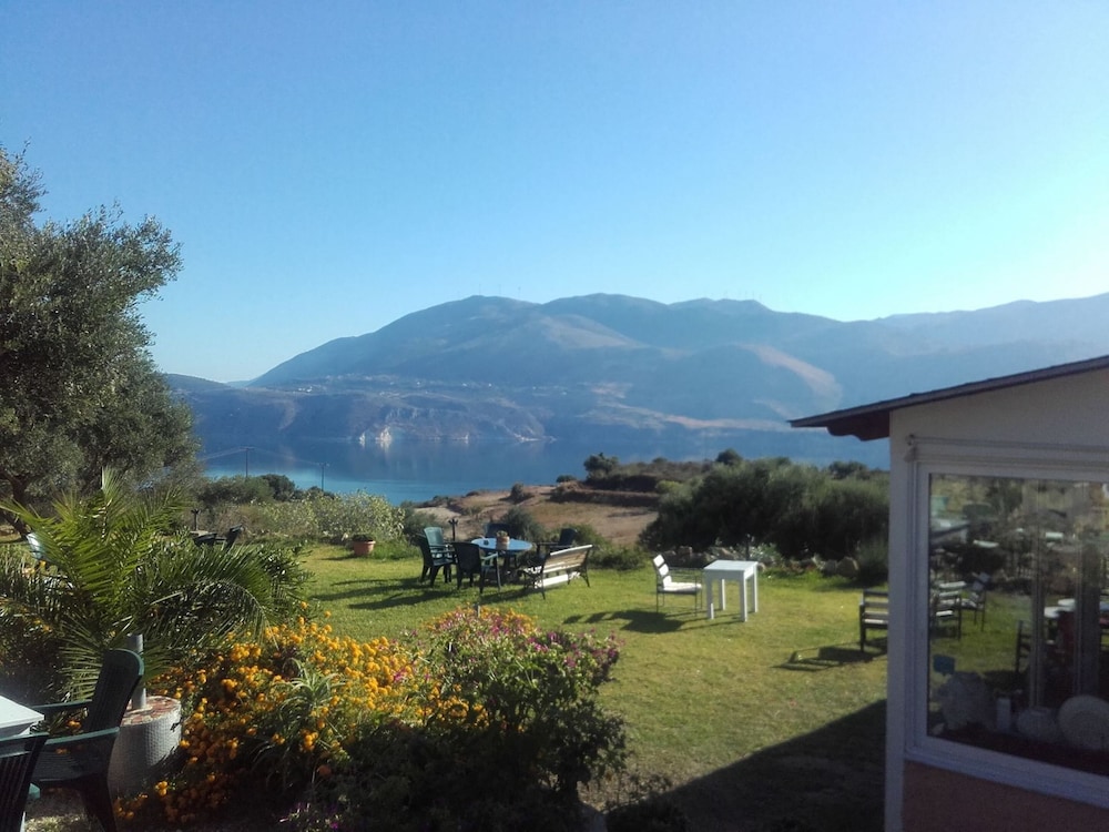 Forestata Village
