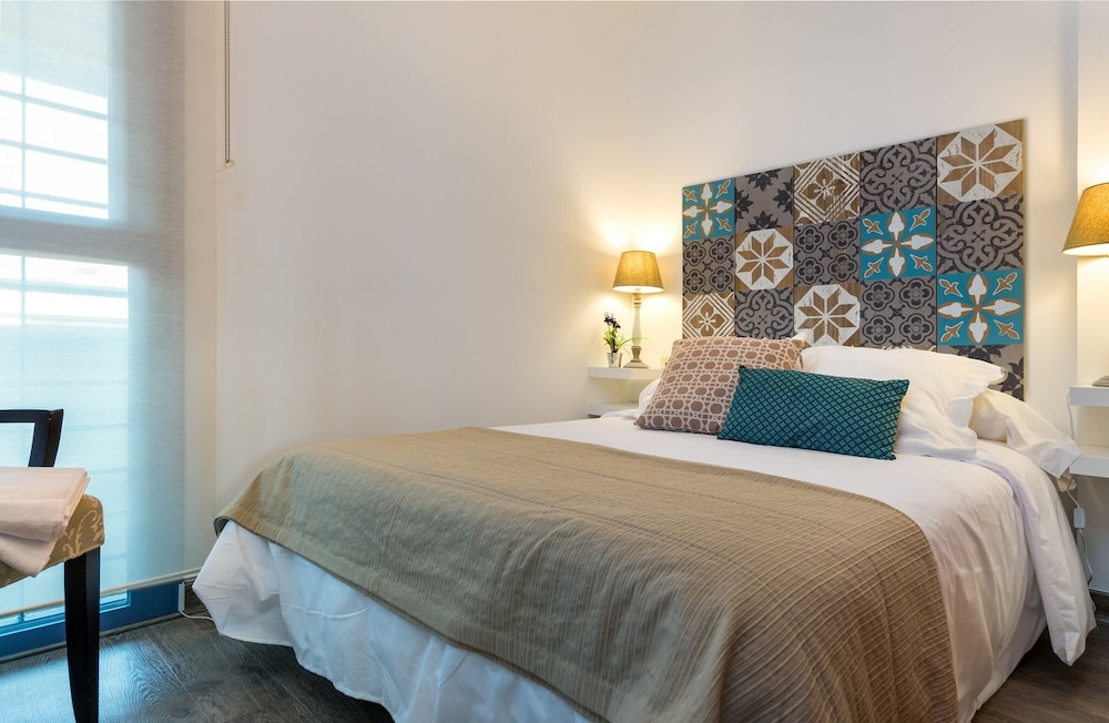 Modern 2 Bd Apartment With Private Terrace Eslava Terrace
