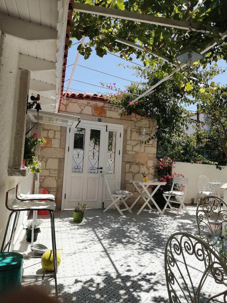 Defne Ev Otel - Image 43