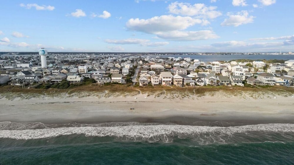 Sunset Shores 5 Bedroom Home