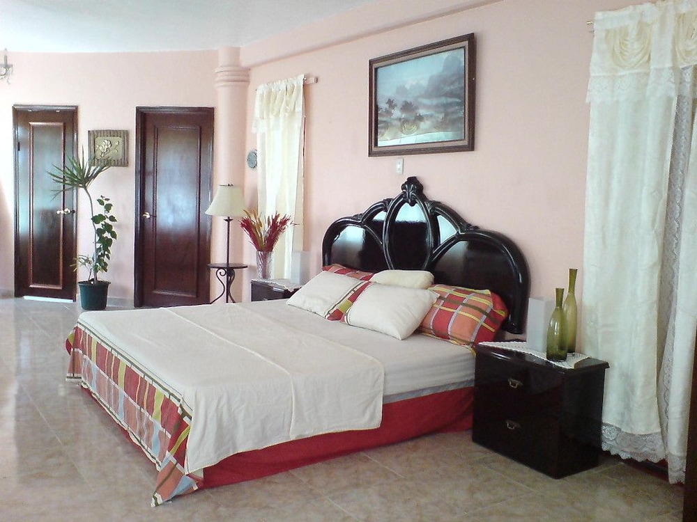 Mansion Giahn Inn