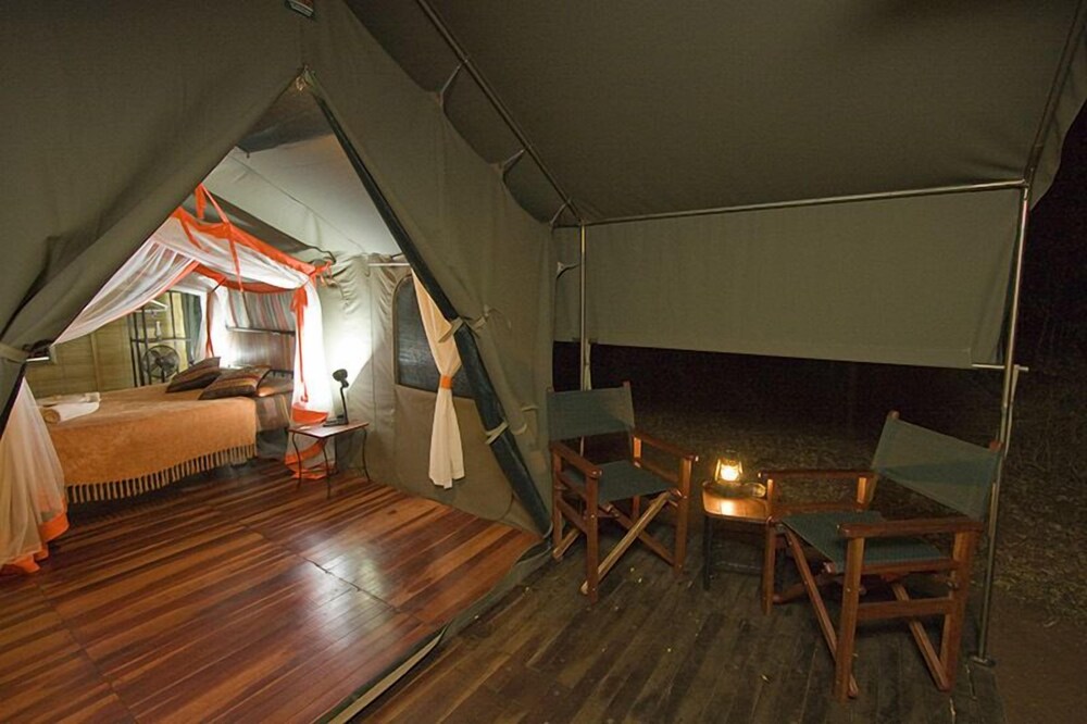Bongwe Guesthouse and Camp