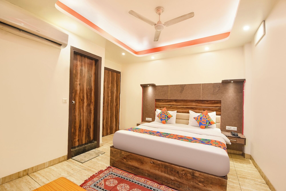 Fabhotel Dev Residency